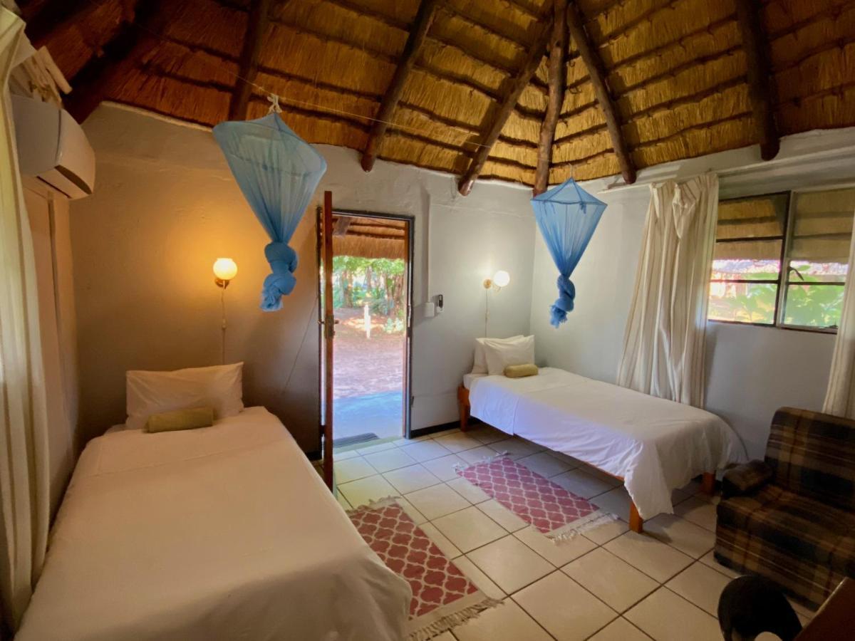 Divundu Guest House Exterior photo