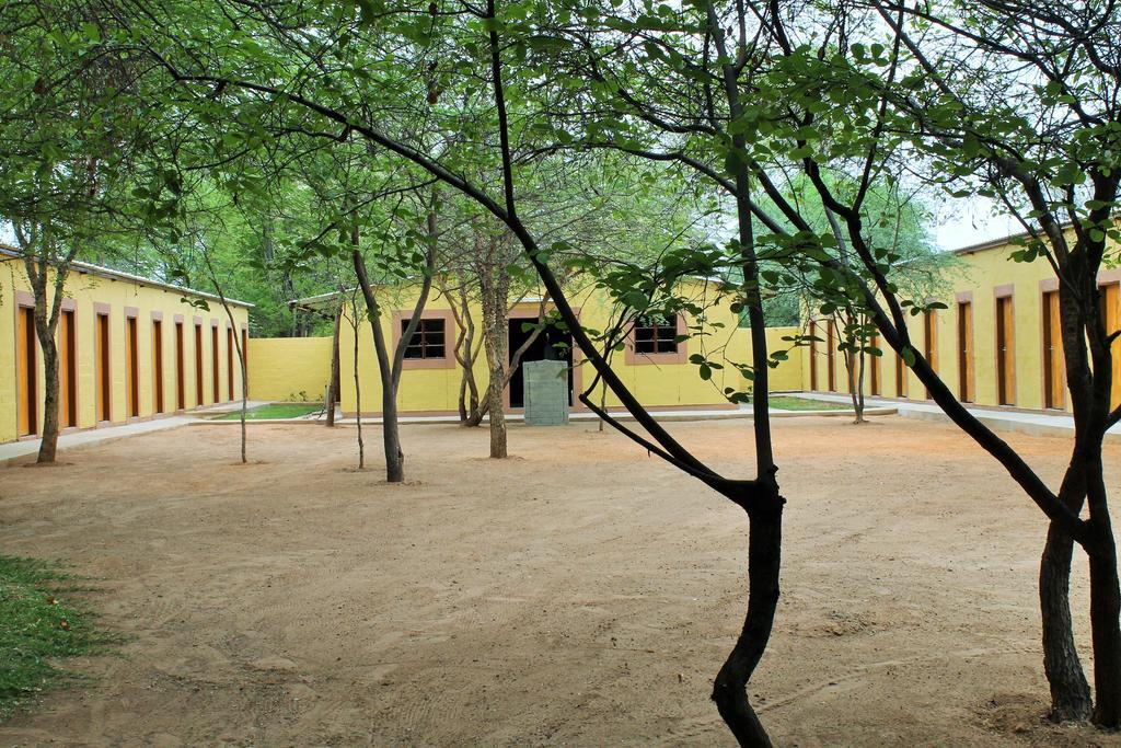 Divundu Guest House Room photo